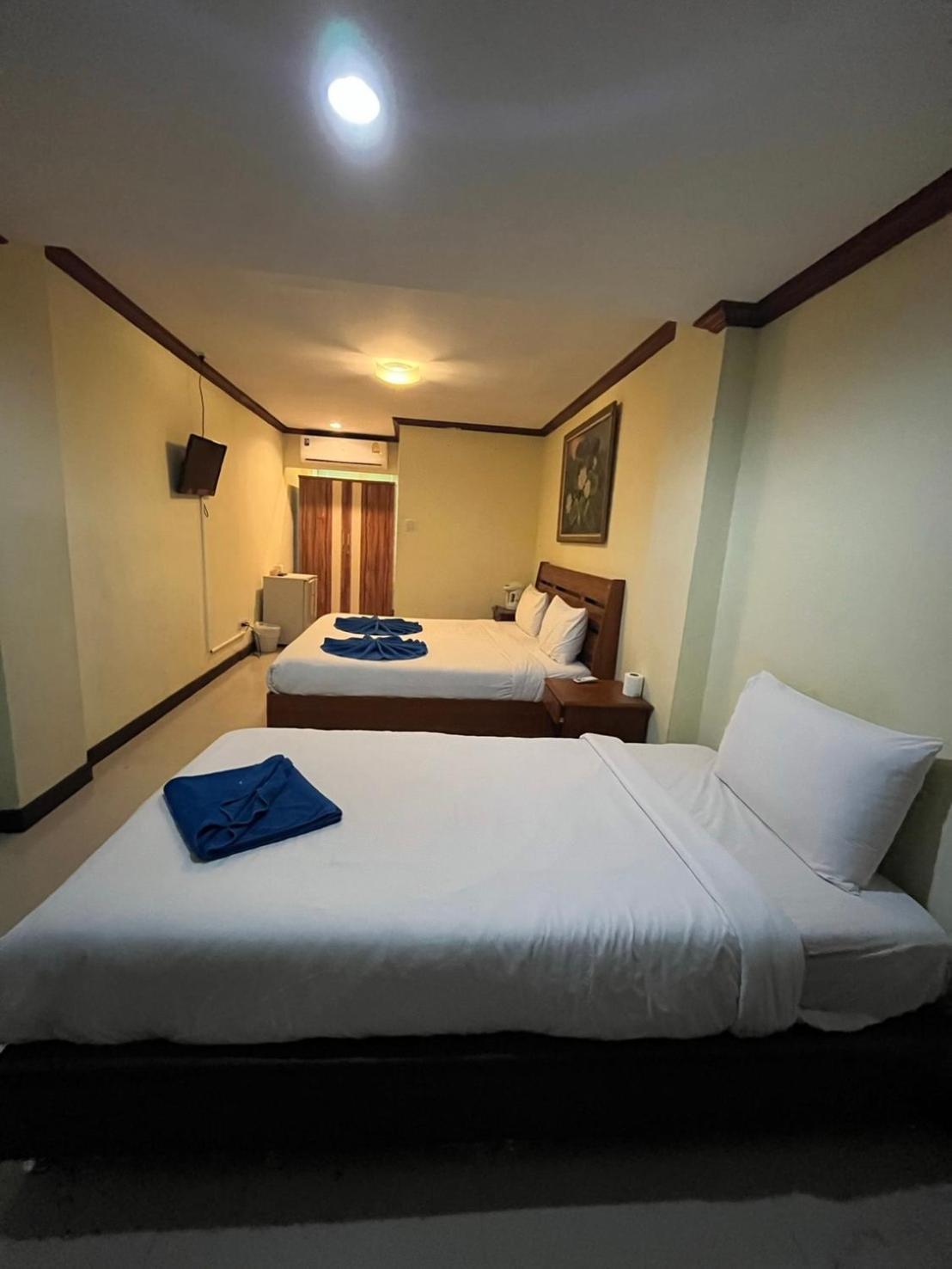 Hotel Blueskyhouse Patong Esterno foto