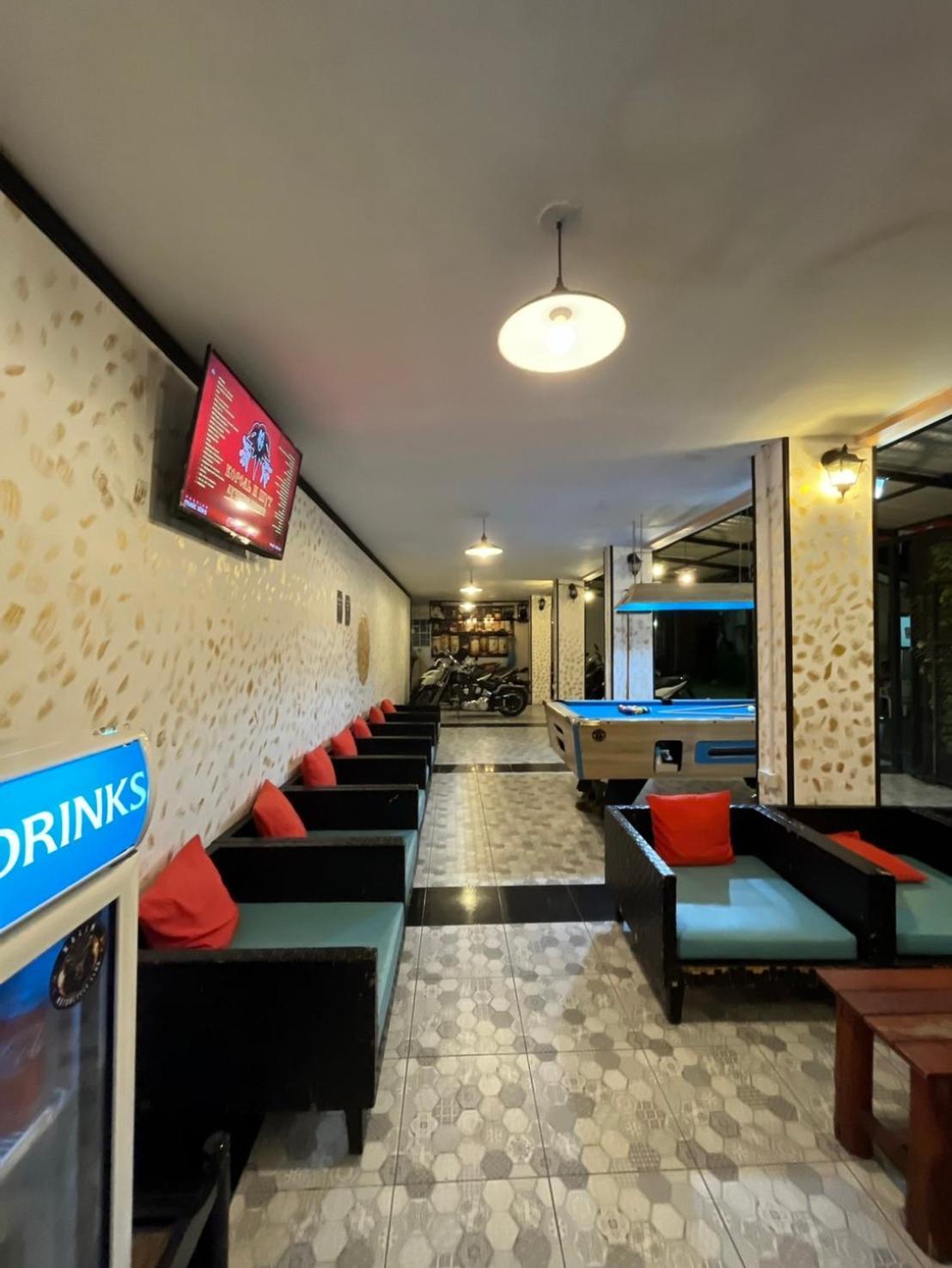 Hotel Blueskyhouse Patong Esterno foto