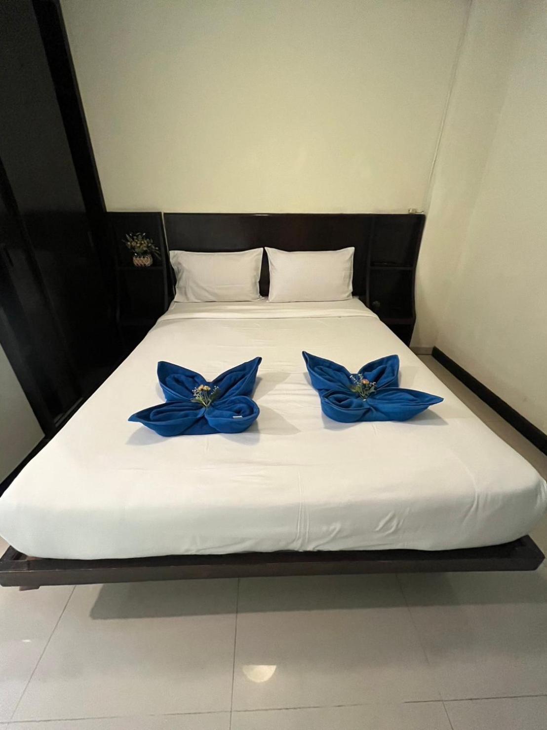 Hotel Blueskyhouse Patong Esterno foto