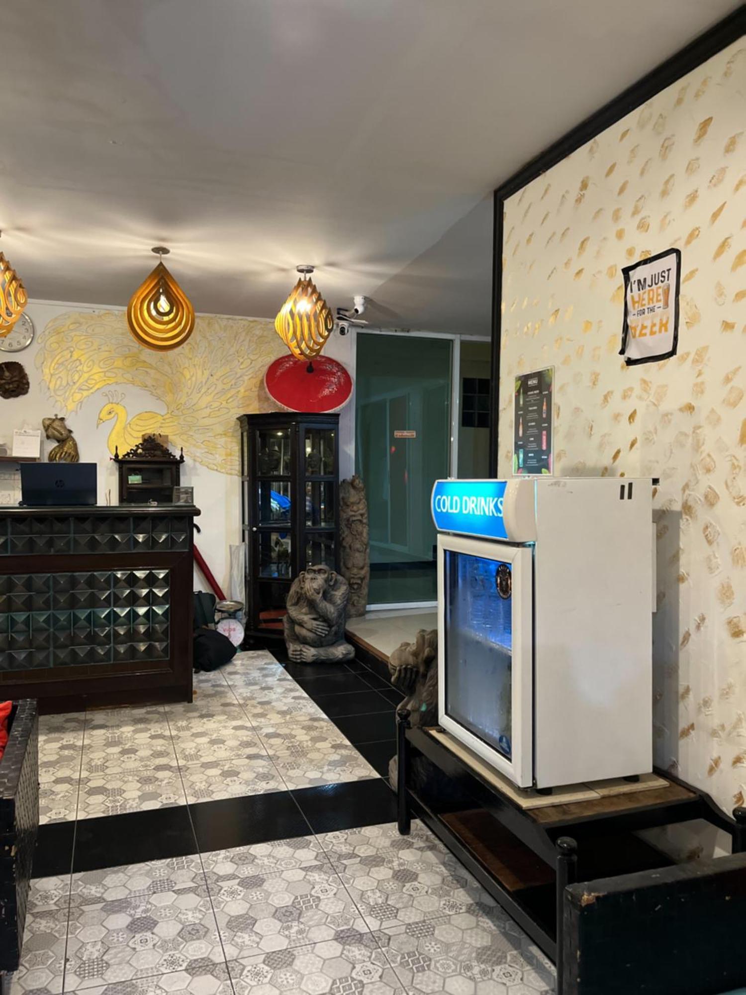 Hotel Blueskyhouse Patong Esterno foto