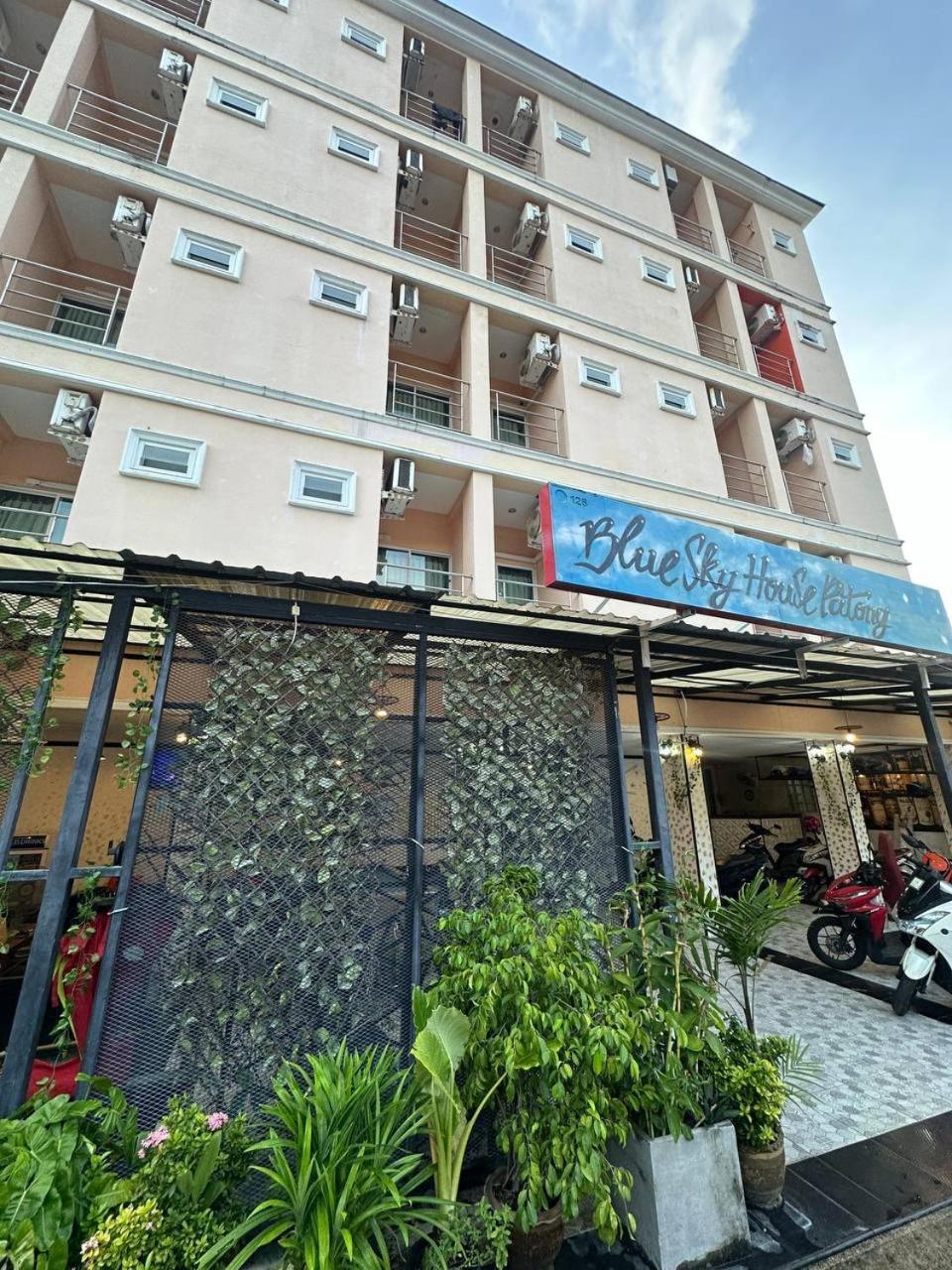 Hotel Blueskyhouse Patong Esterno foto